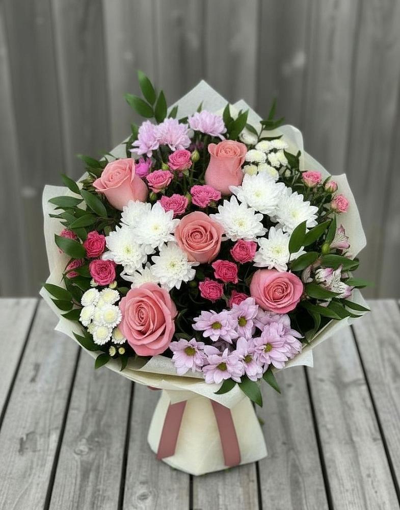 Букет цветов из: Альстромерии, Гвоздики, Розы и Хризантемы в Березово Воронежской области