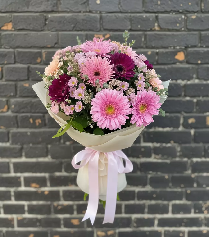 Букет цветов из: Герберы и Хризантемы в Березово Воронежской области