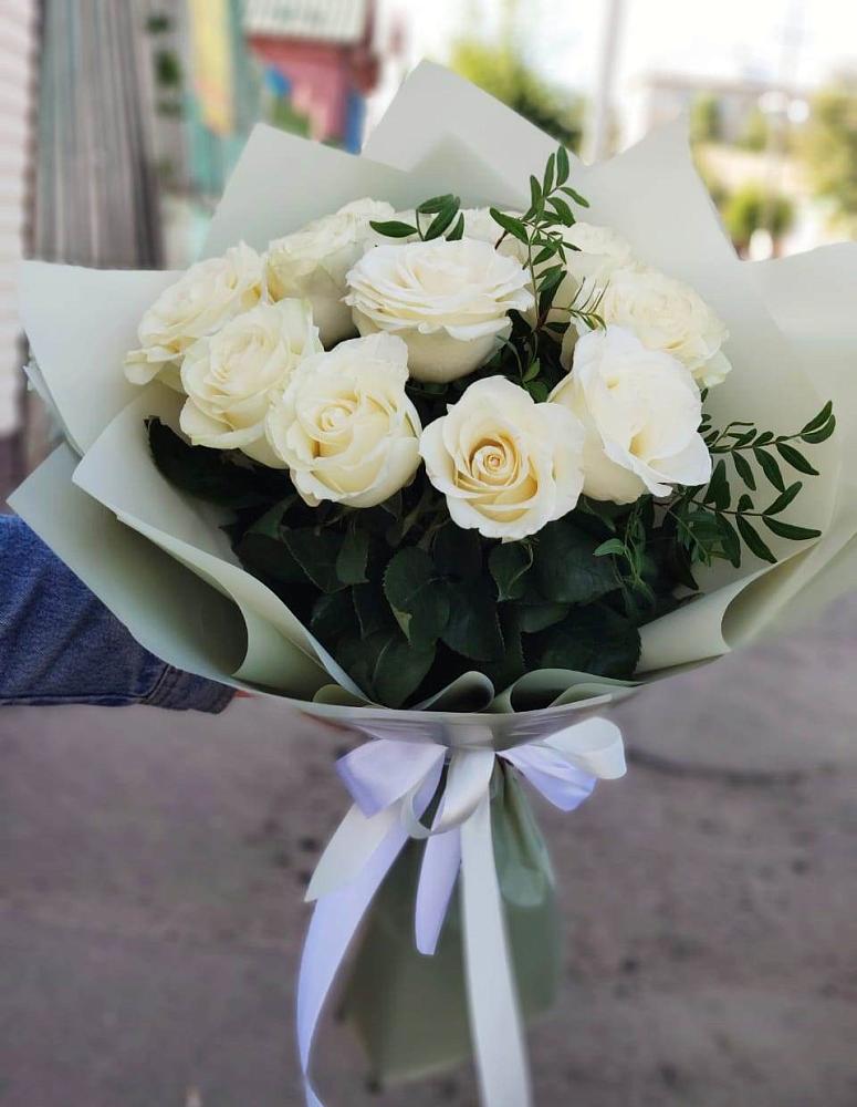 Букет Белые розы Проуд в Березово Воронежской области