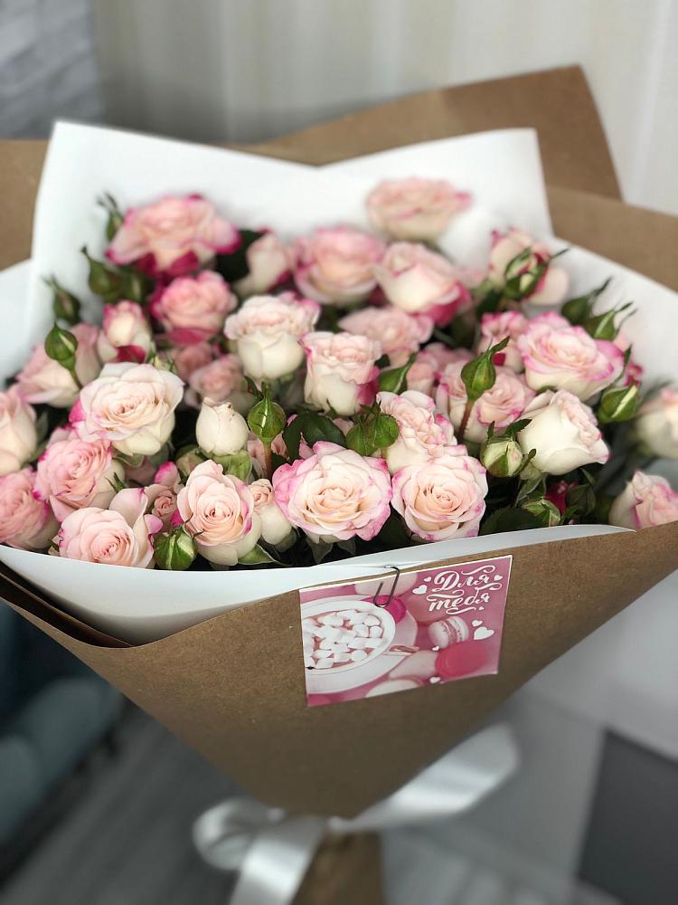 Букет цветов из: Розы в Березово Воронежской области