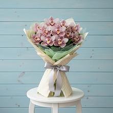 Букет цветов из:  Орхидеи и Розы в Березово Воронежской области