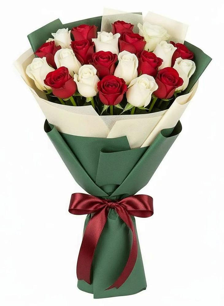 Букет Микс из красных и белых роз в Березово Воронежской области