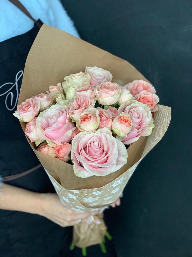 Букет цветов из: Хризантемы и Розы в Березово Воронежской области