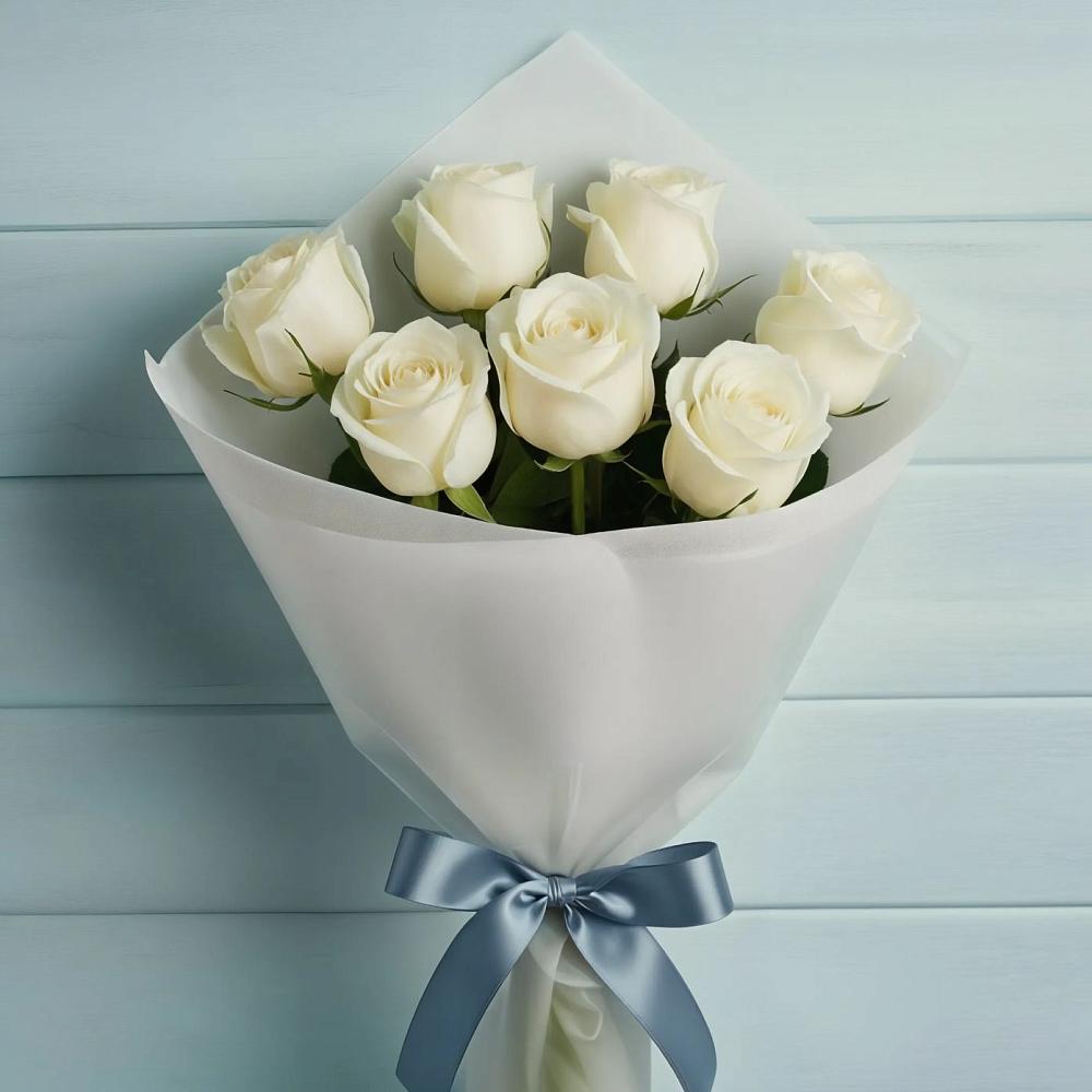 Букет 7 Белых роз Эдлесс Лав в Березово Воронежской области